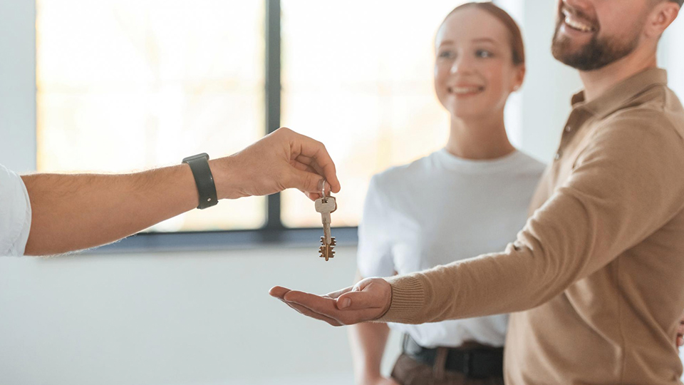 comprador de vivienda nueva en España - obranuevaenmalaga