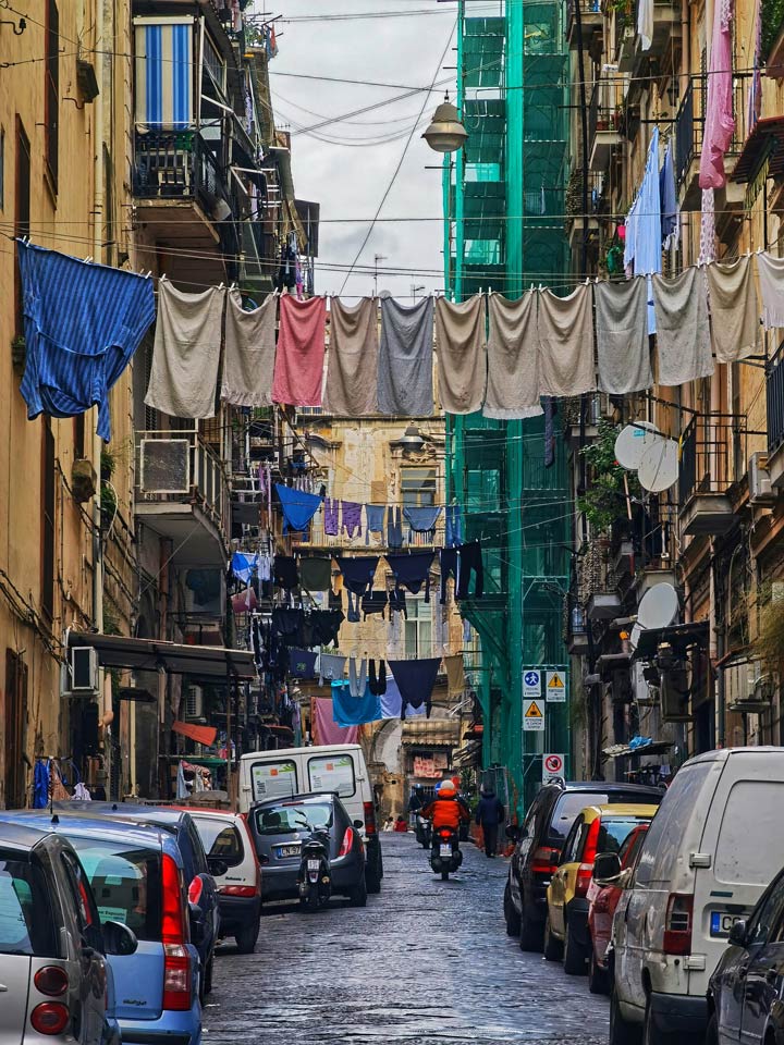 Con la ropa tendida - obranuevaenmalaga